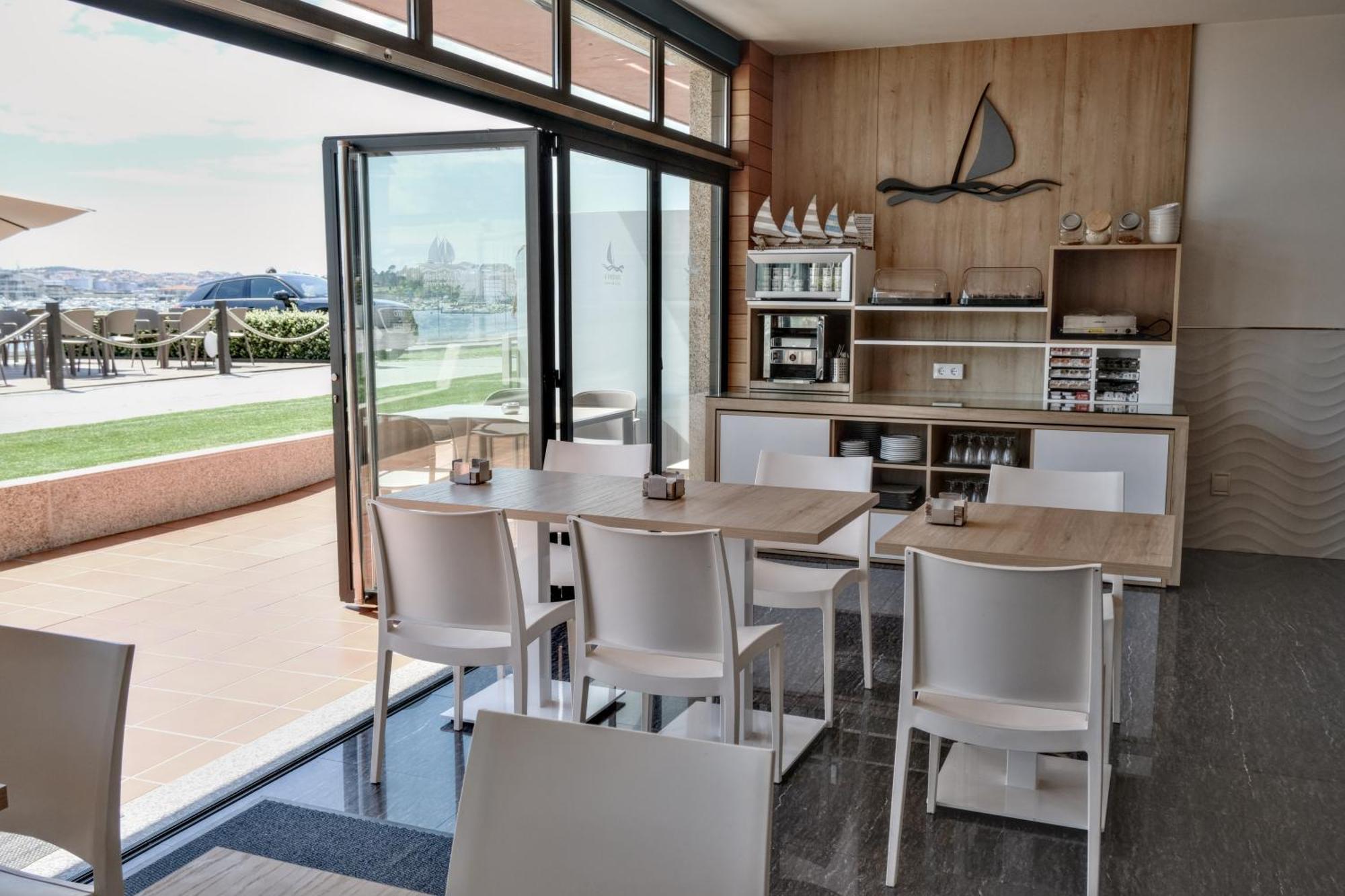 Hotel Mardevela Sanxenxo Eksteriør billede